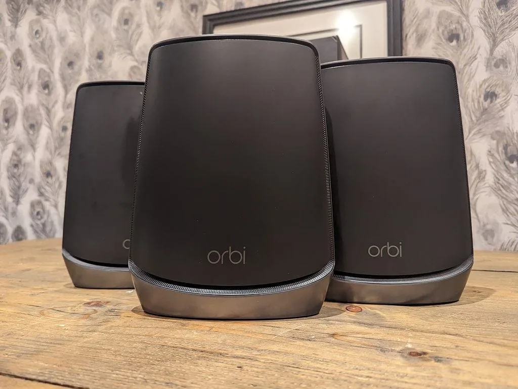 Netgear Orbi 860 WiFi 6 Mesh System Review: RBK863S with RBR860S & RBS860 2 Netgear Orbi RBK863S Review 1024x771 1